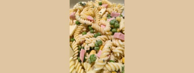 Pâtes et petits pois en salade